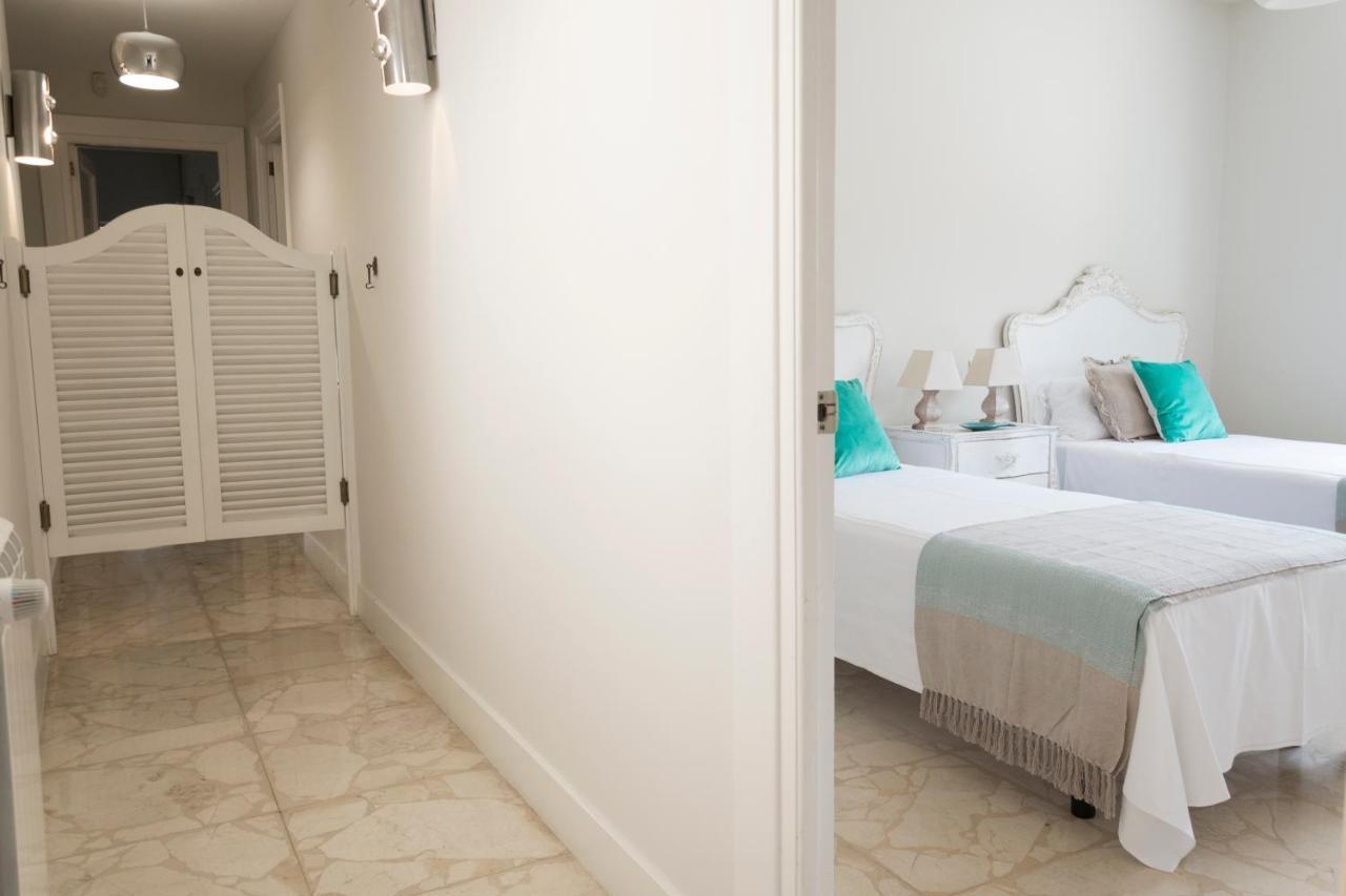 شقة Malagueta Penthouse Premium مالقة المظهر الخارجي الصورة