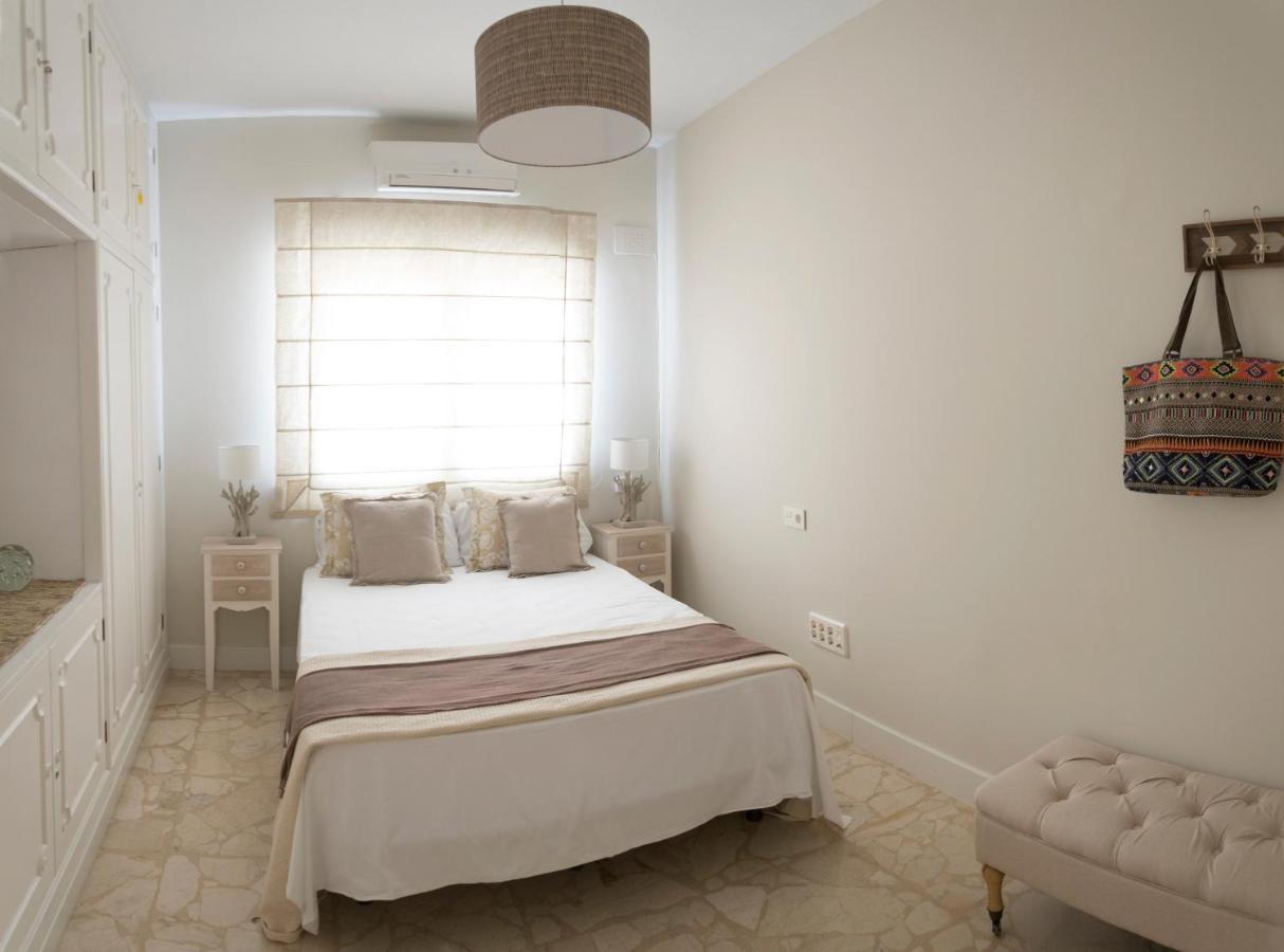 شقة Malagueta Penthouse Premium مالقة المظهر الخارجي الصورة